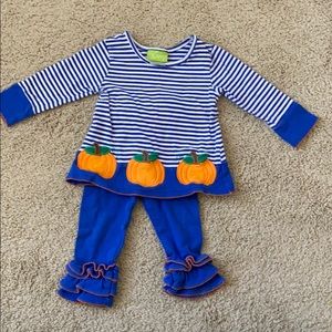 Pumpkin outfit- perfect for fall!